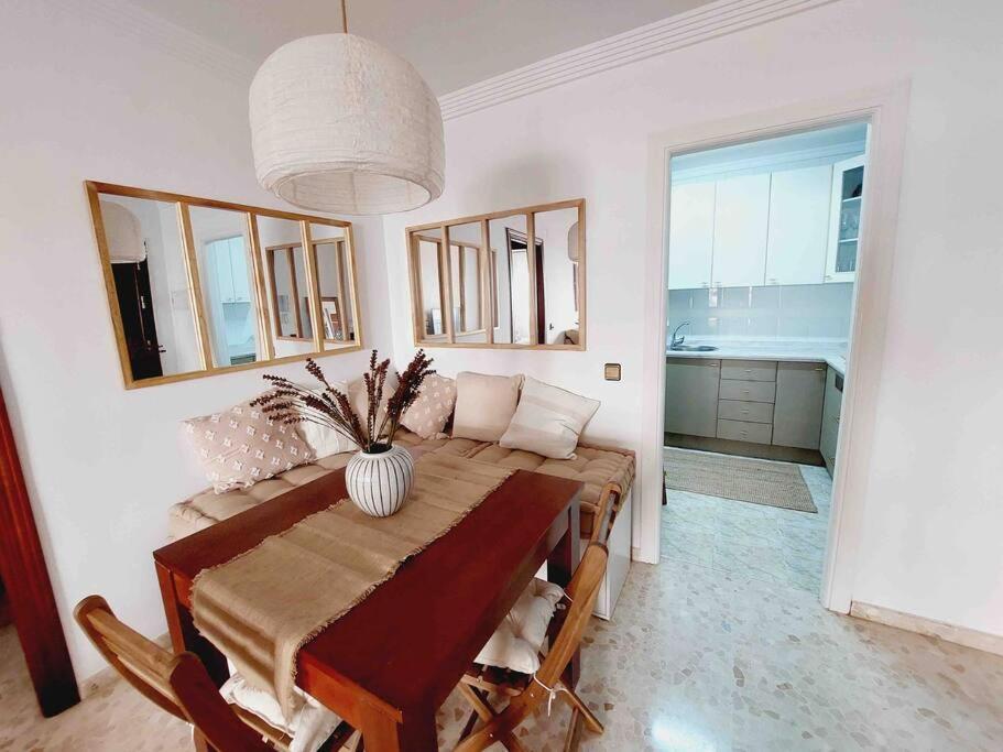 Torre Del Mar Deluxe Close To Beach & Parking Sinese Design Homes Bagian luar foto